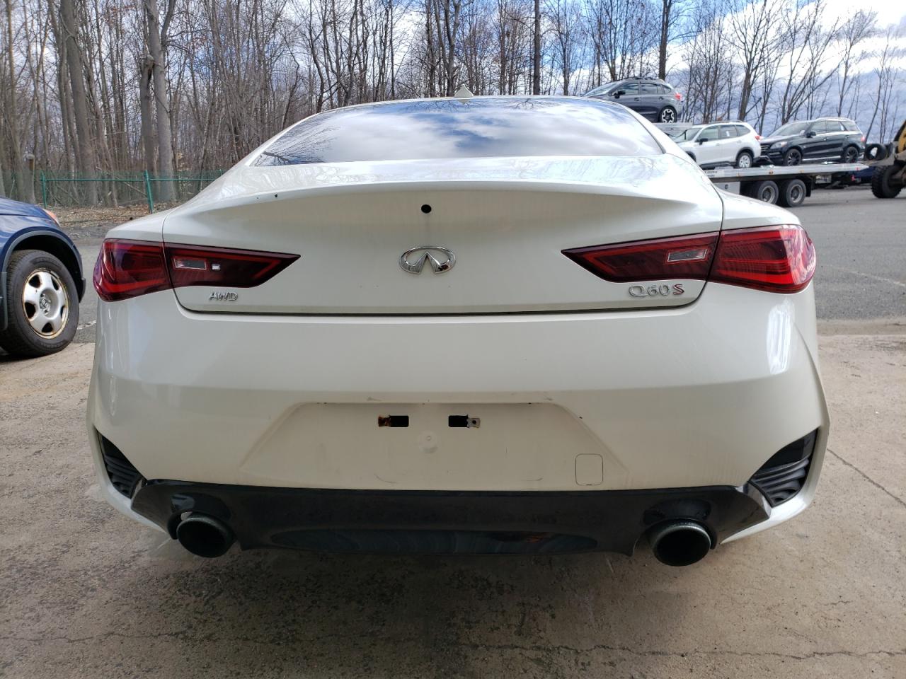 JN1FV7EL9HM700078 2017 Infiniti Q60 Red Sport 400