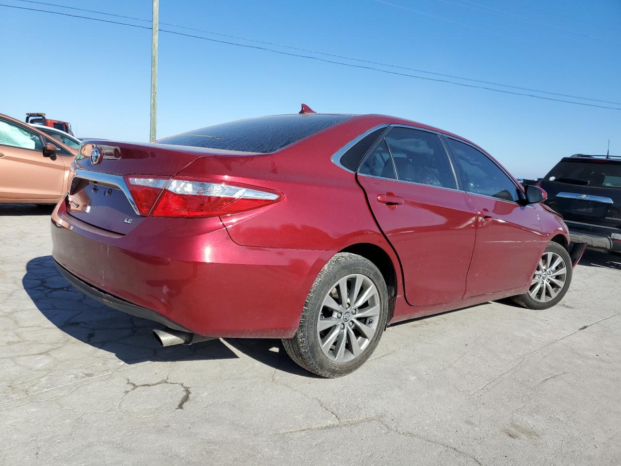 2016 Toyota Camry Le vin: 4T1BF1FKXGU600819