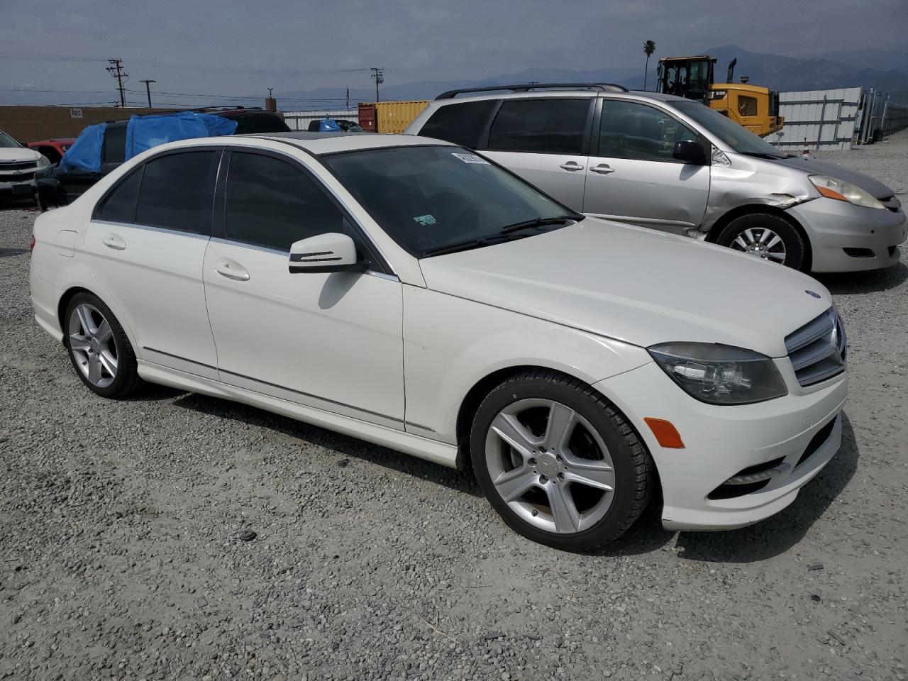 WDDGF5EB1BA446584 2011 Mercedes-Benz C 300