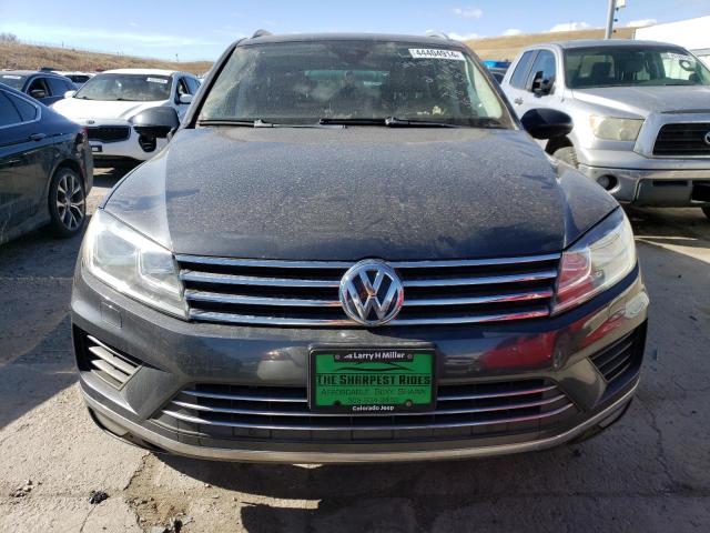 2016 Volkswagen Touareg Sport VIN: WVGEF9BP0GD002462 Lot: 44404914