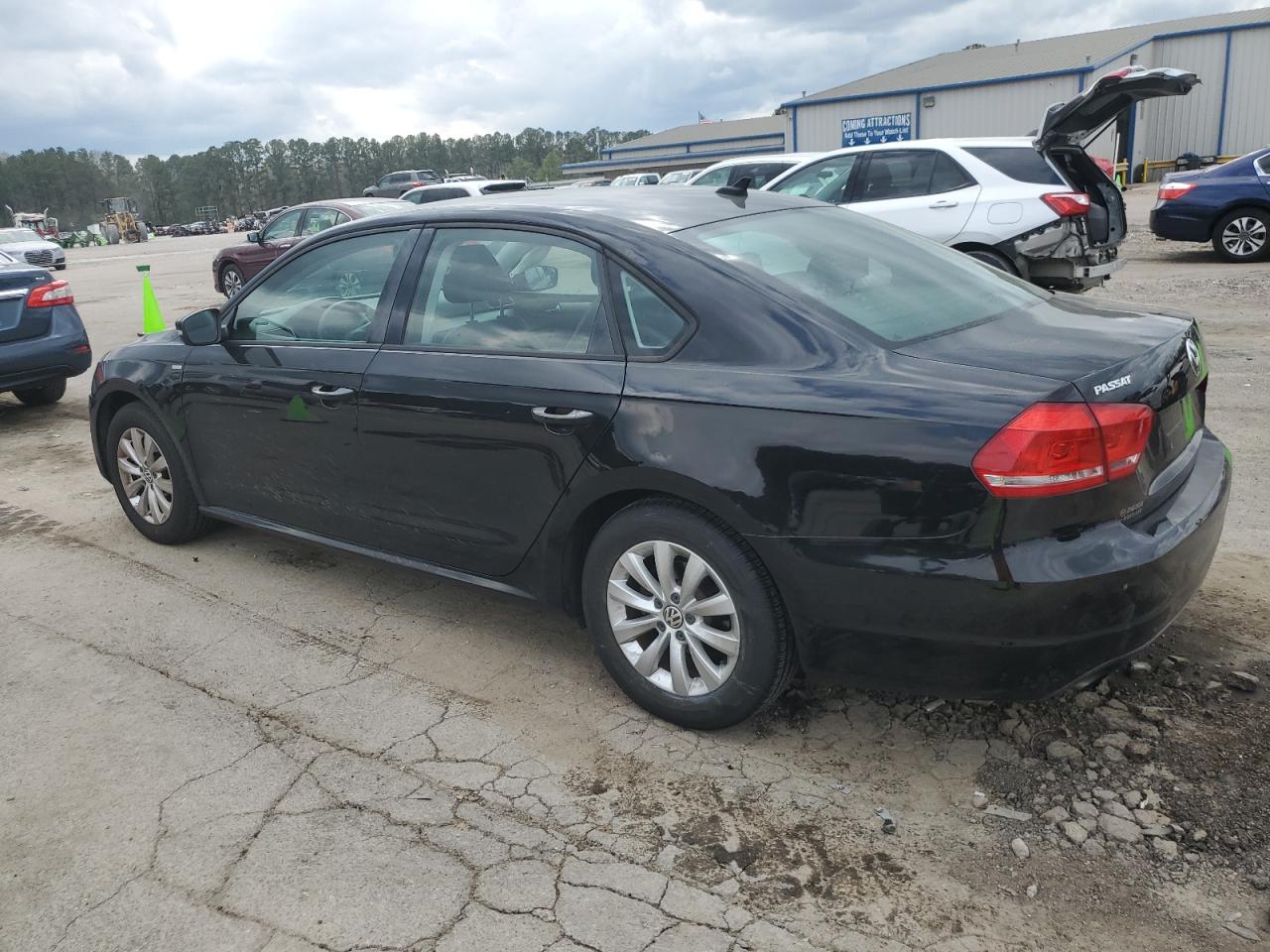 Lot #2475731188 2015 VOLKSWAGEN PASSAT S