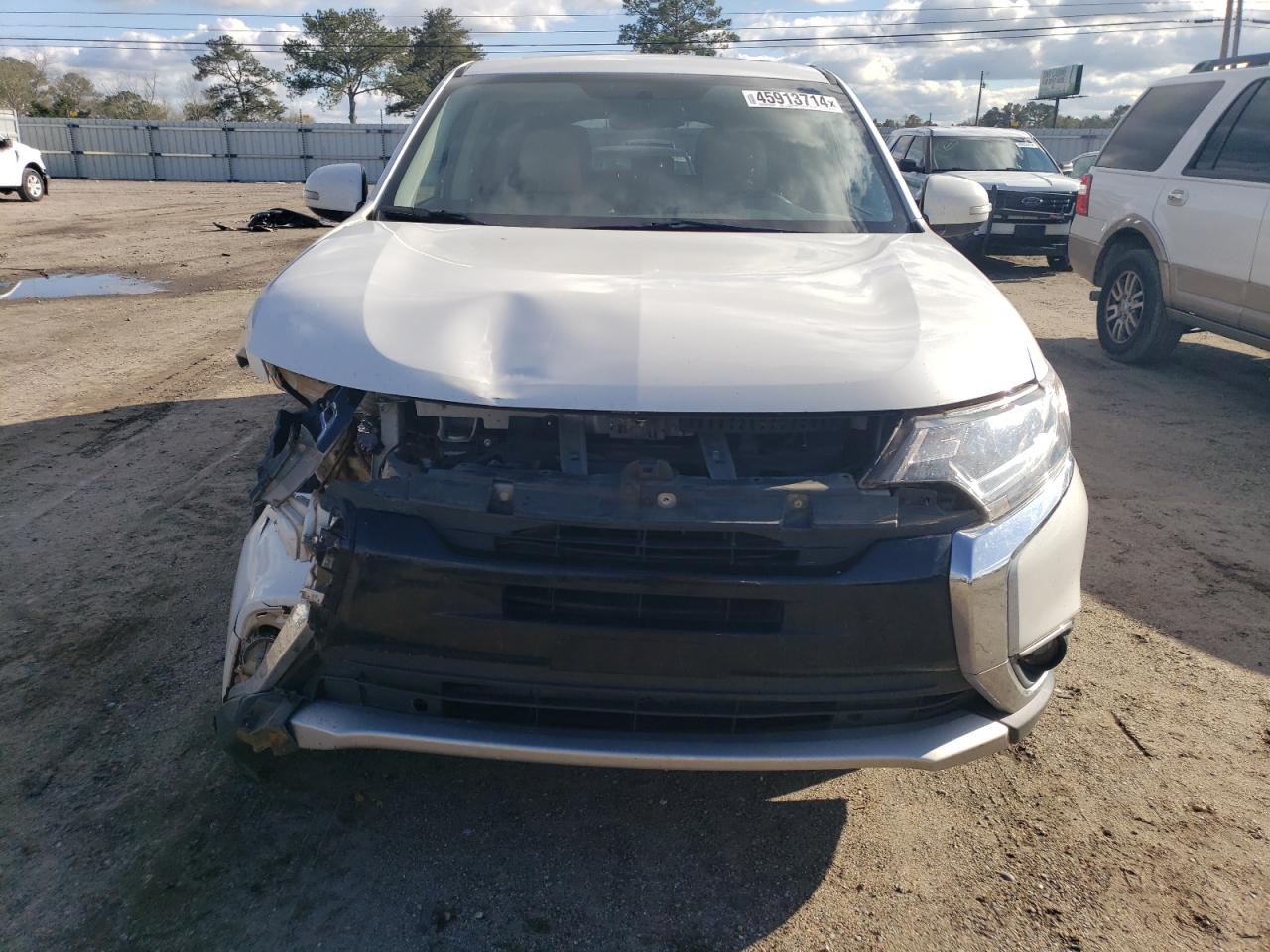 2018 Mitsubishi Outlander Se vin: JA4AD3A32JZ017182