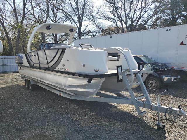 Repossessed pontoon deals boats for sale