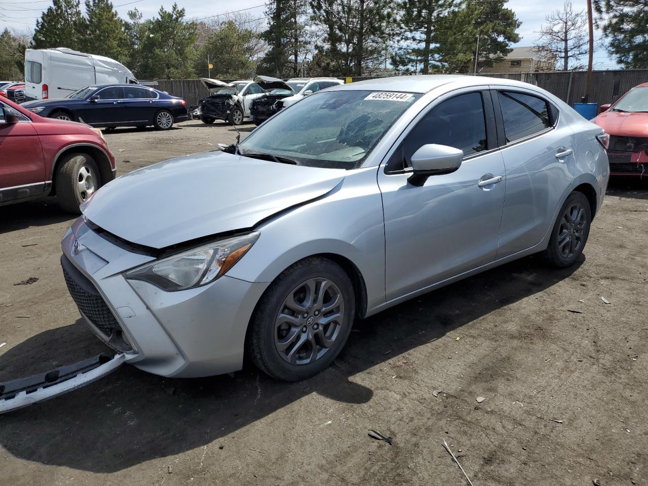 2019 Toyota Yaris L vin: 3MYDLBYV5KY513954