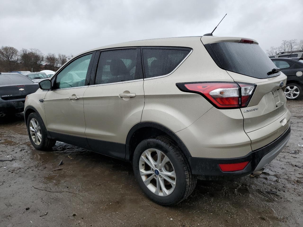 1FMCU9GD3HUB74501 FORD ESCAPE 2017