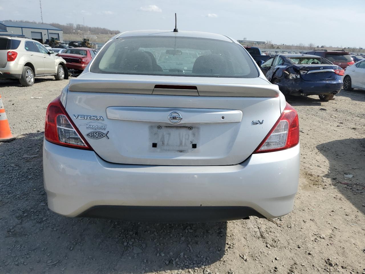 3N1CN7AP4HL863775 2017 Nissan Versa S