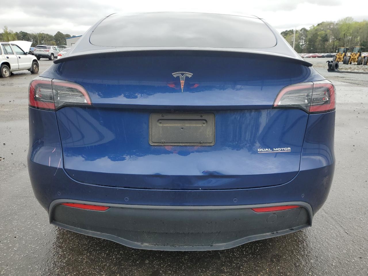 7SAYGDEFXNF313667 2022 Tesla Model Y