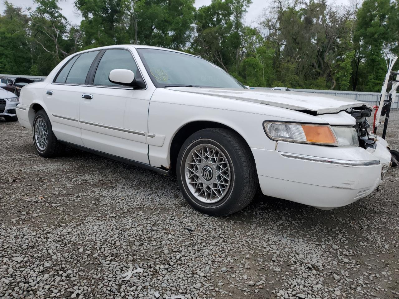 2MEFM74WXYX683200 2000 Mercury Grand Marquis Gs