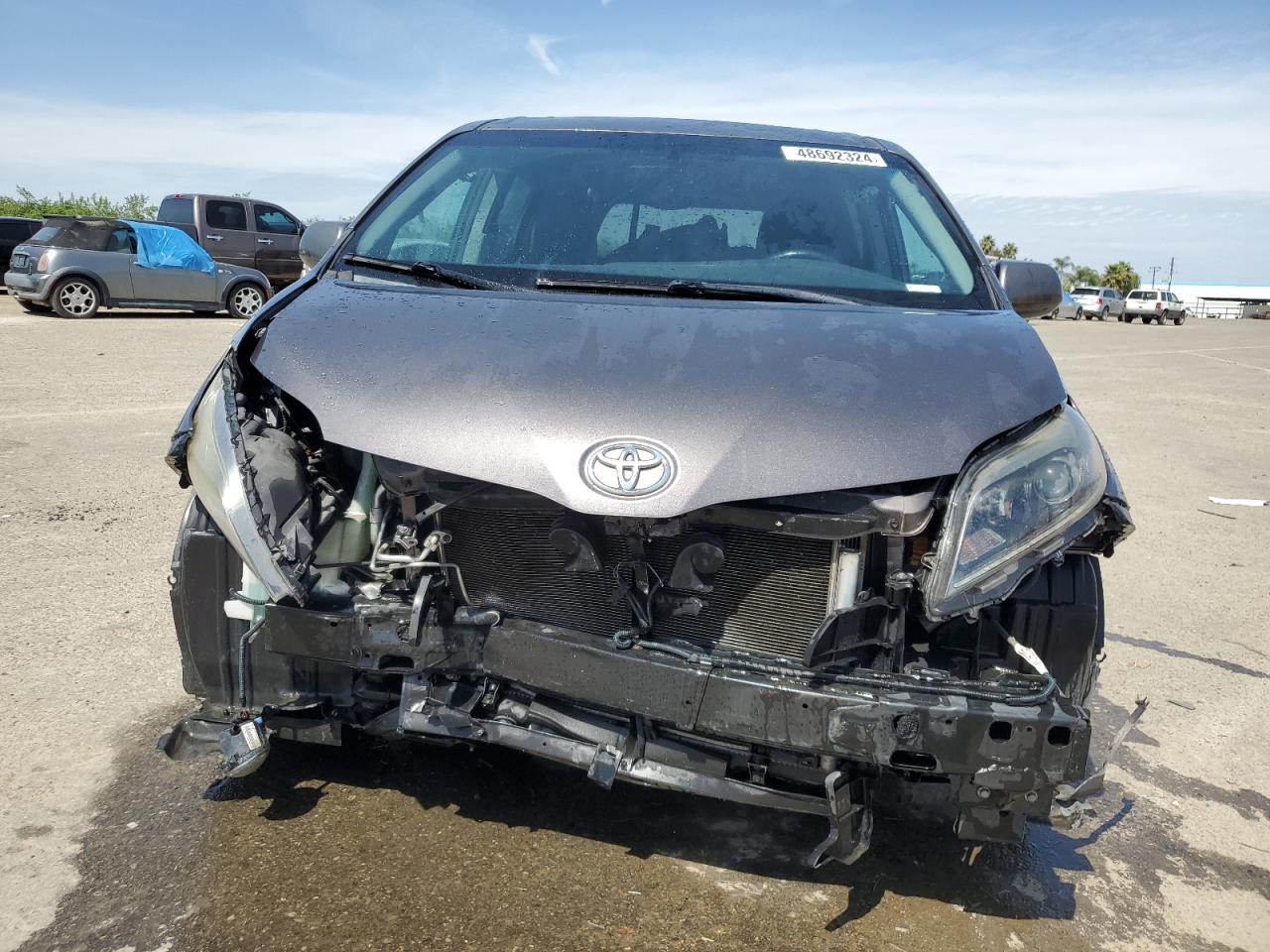 5TDXK3DC0GS724180 TOYOTA SIENNA 2016