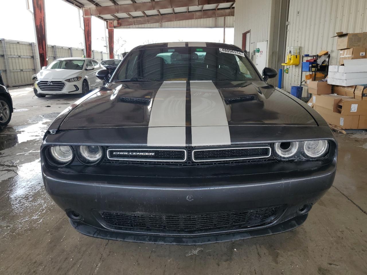 2C3CDZAG5KH708345 2019 Dodge Challenger Sxt