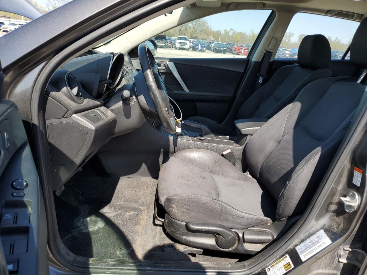 JM1BL1K54B1492320 2011 Mazda 3 S