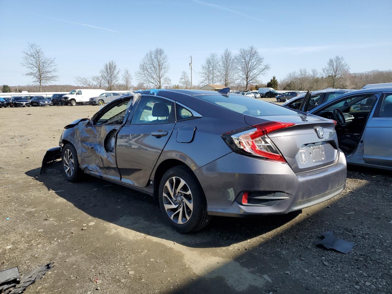 19XFC2F77HE207411 HONDA CIVIC 2017