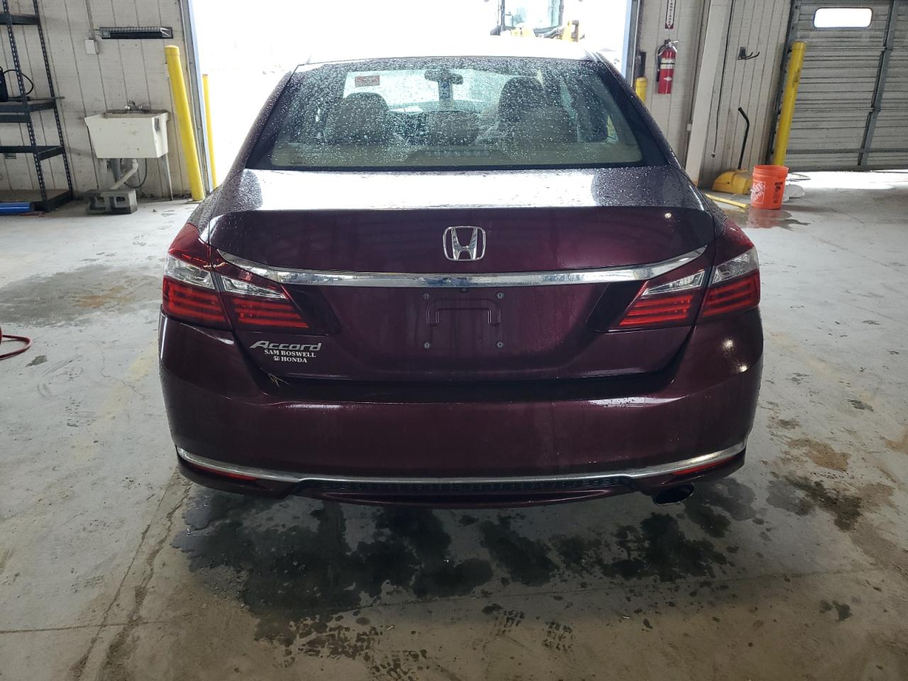 1HGCR2F3XHA030694 2017 Honda Accord Lx