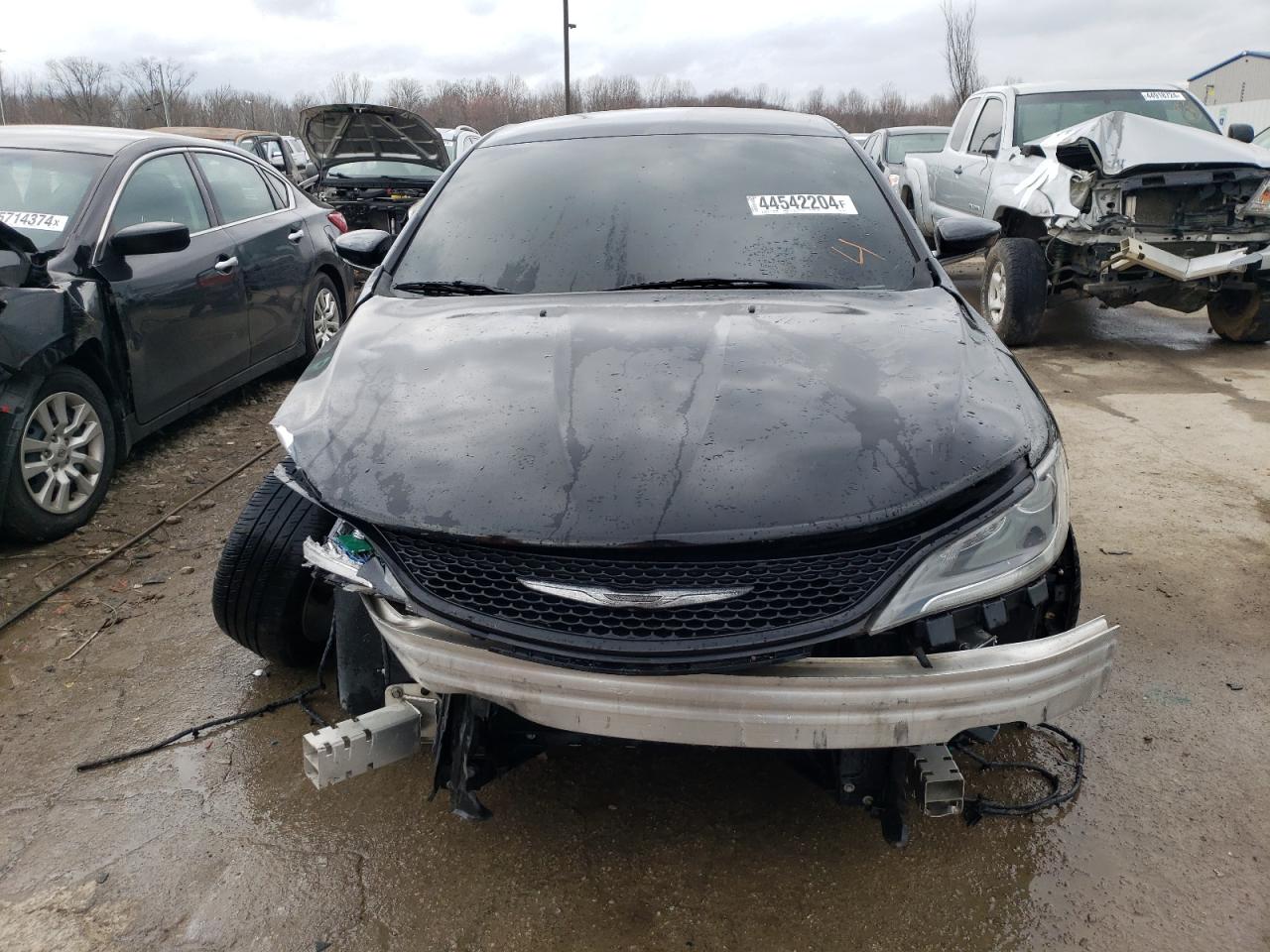 2015 Chrysler 200 S vin: 1C3CCCBB6FN755531