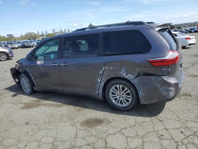 2017 Toyota Sienna Xle VIN: 5TDYZ3DC0HS772392 Lot: 47741214