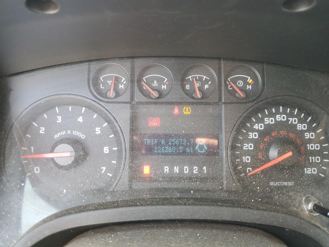 1FTMF1CW7AKC08677 2010 Ford F150