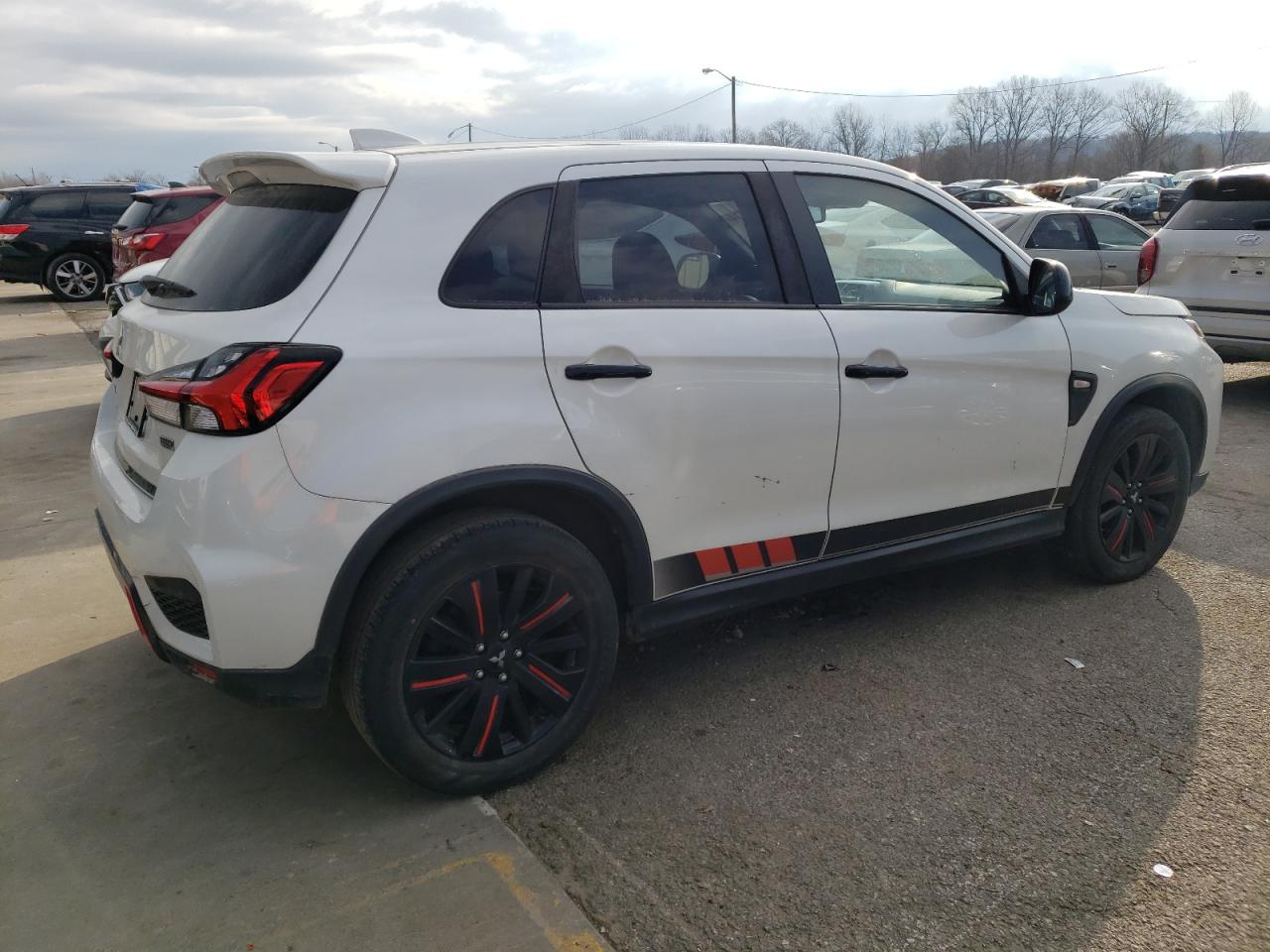 JA4APUAUXMU016479 MITSUBISHI OUTLANDER 2021