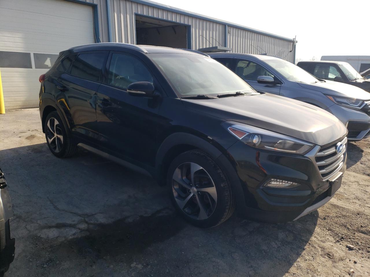 Lot #2486744917 2017 HYUNDAI TUCSON LIM