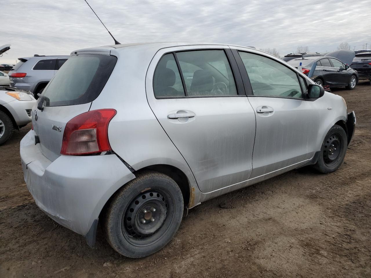 JTDKT923285195707 2008 Toyota Yaris