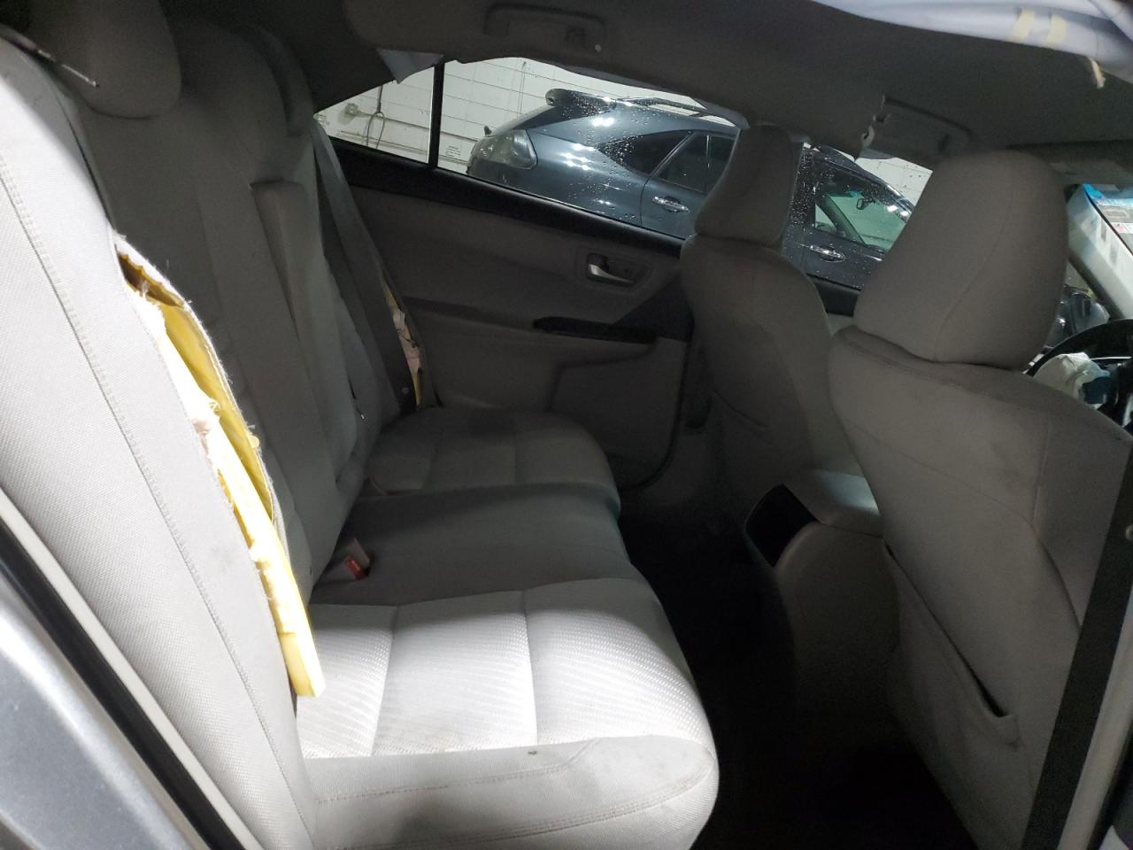 4T1BF1FK0GU121941 2016 Toyota Camry Le