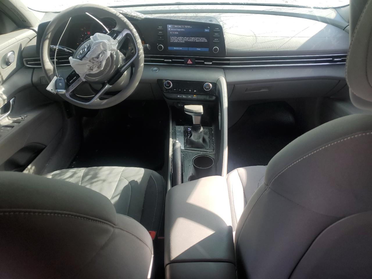 5NPLM4AG8NH062583 2022 Hyundai Elantra Sel