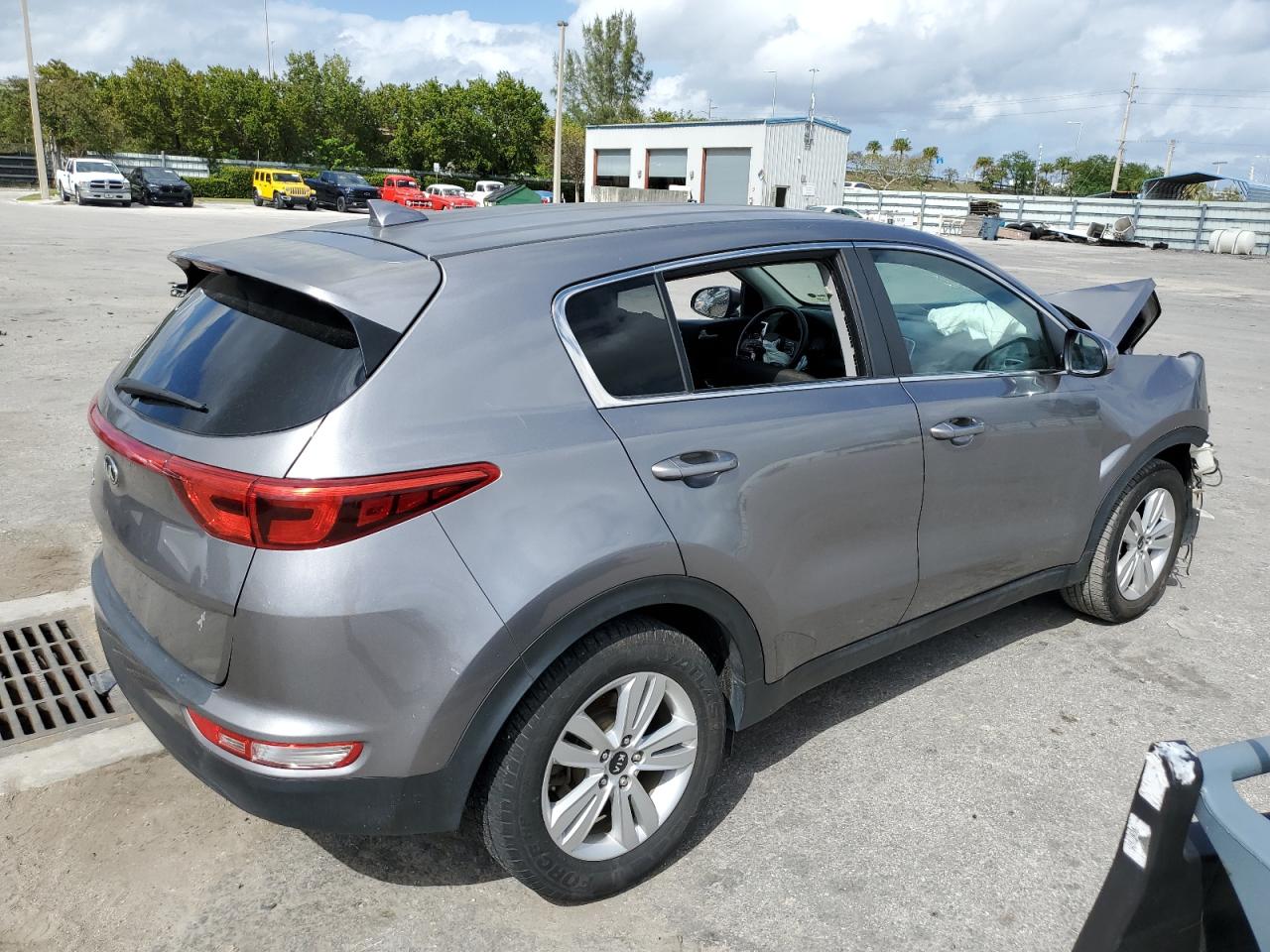 KNDPM3ACXH7248207 2017 Kia Sportage Lx