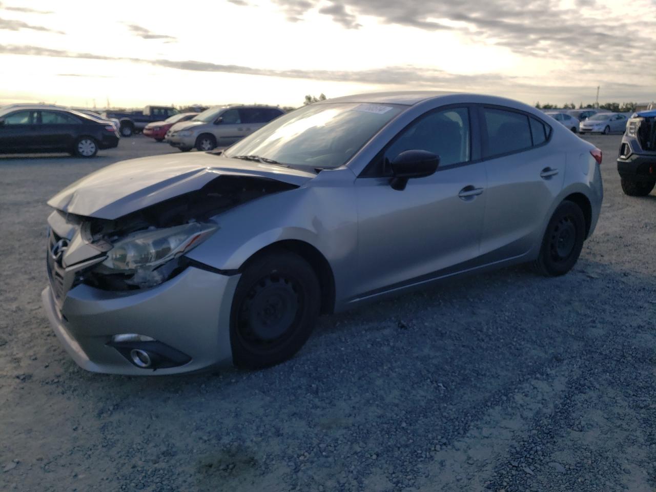 JM1BM1T71E1137218 2014 Mazda 3 Sv