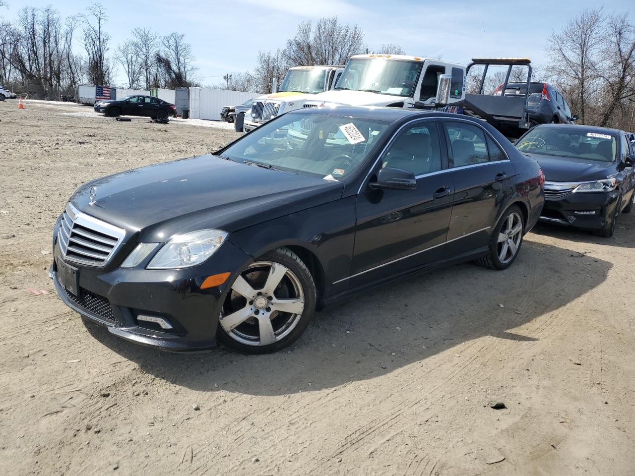 WDDHF8HB3BA373851 2011 Mercedes-Benz E 350 4Matic