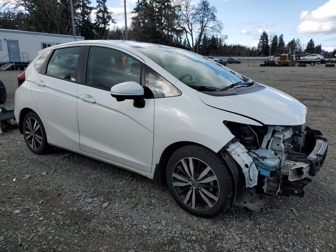 3HGGK5H80JM708104 HONDA FIT 2018