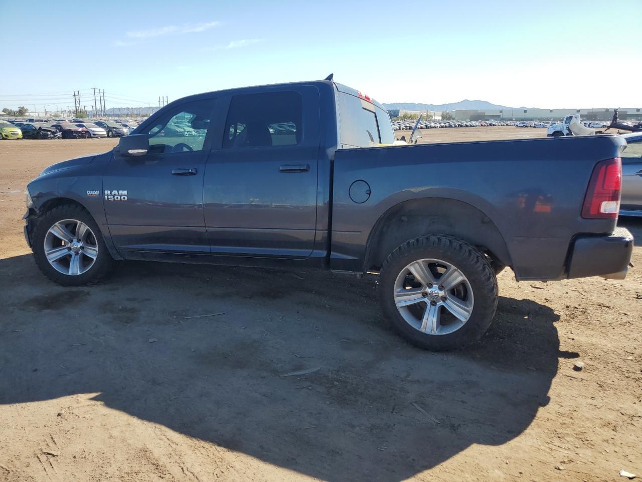 1C6RR6MT7DS688438 2013 Ram 1500 Sport