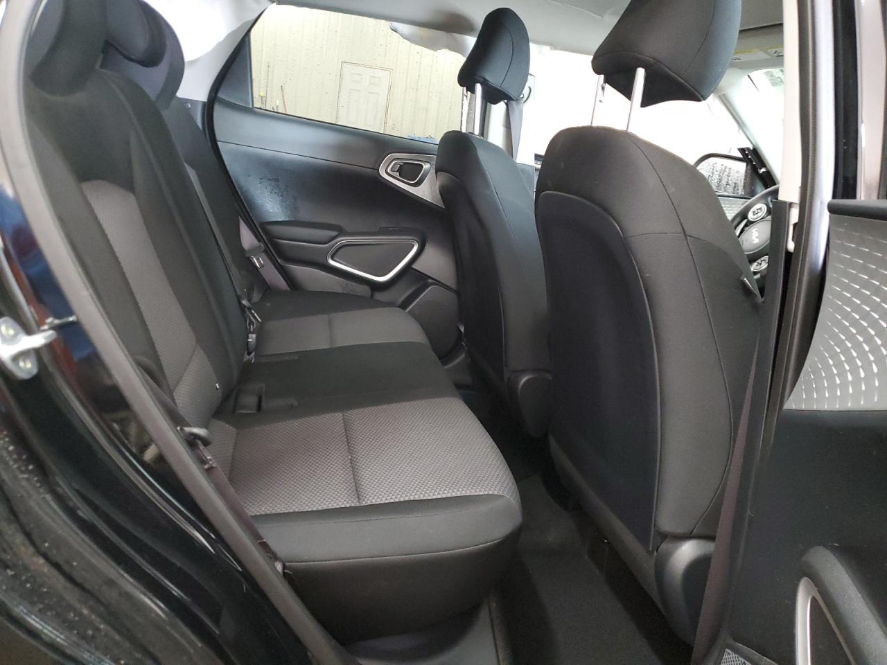 KNDJ23AU3N7186035 2022 Kia Soul Lx