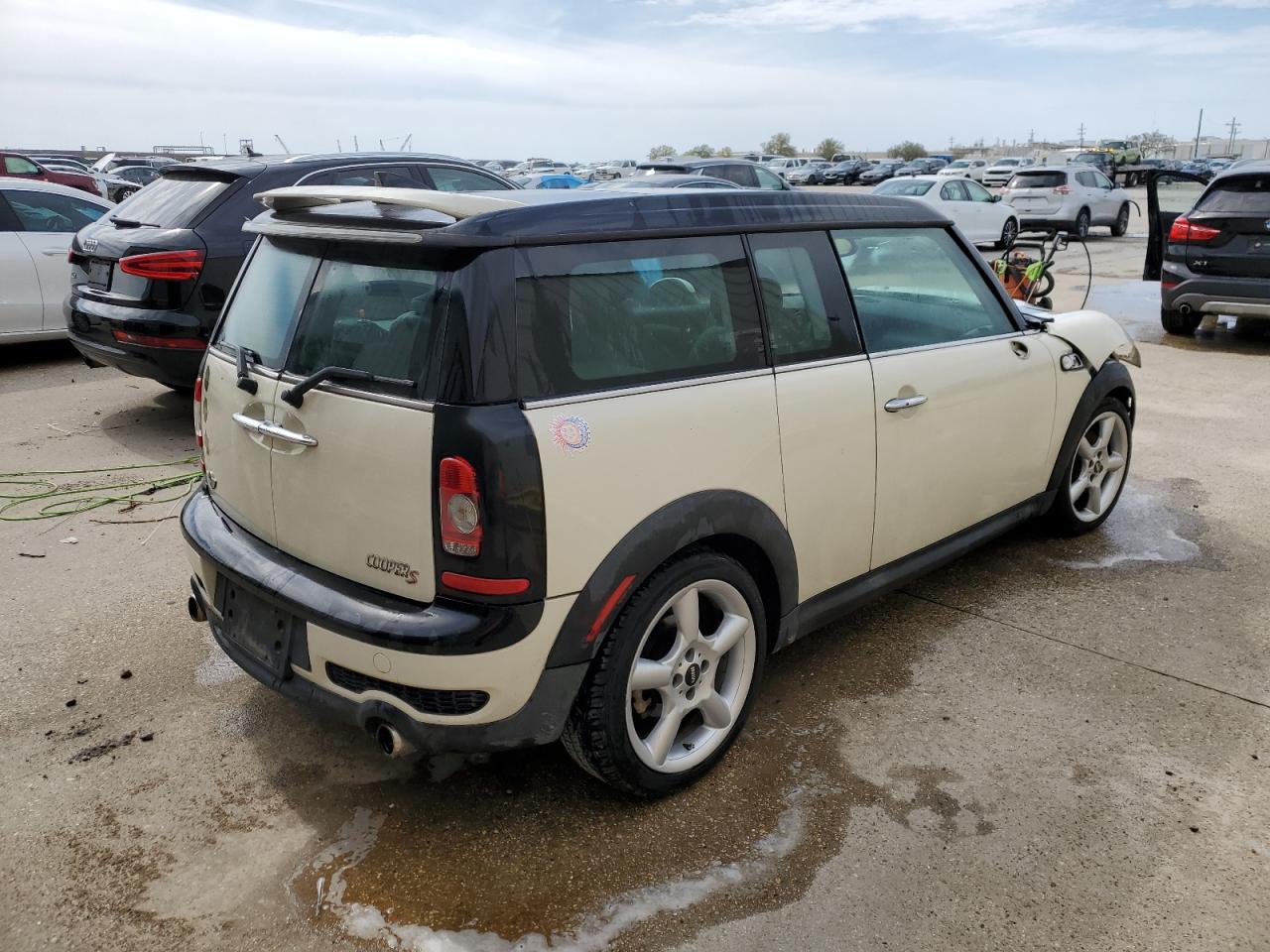 WMWMM33569TP92498 2009 Mini Cooper S Clubman