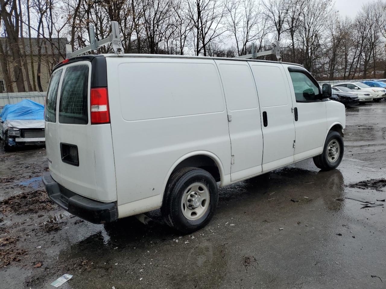 1GCWGAFF7H1150474 2017 Chevrolet Express G2500