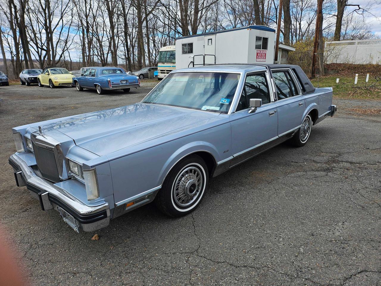 1LNBP96F3EY712821 1984 Lincoln Town Car