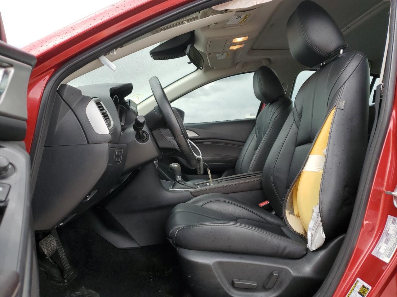 3MZBN1V35JM252826 2018 Mazda 3 Touring