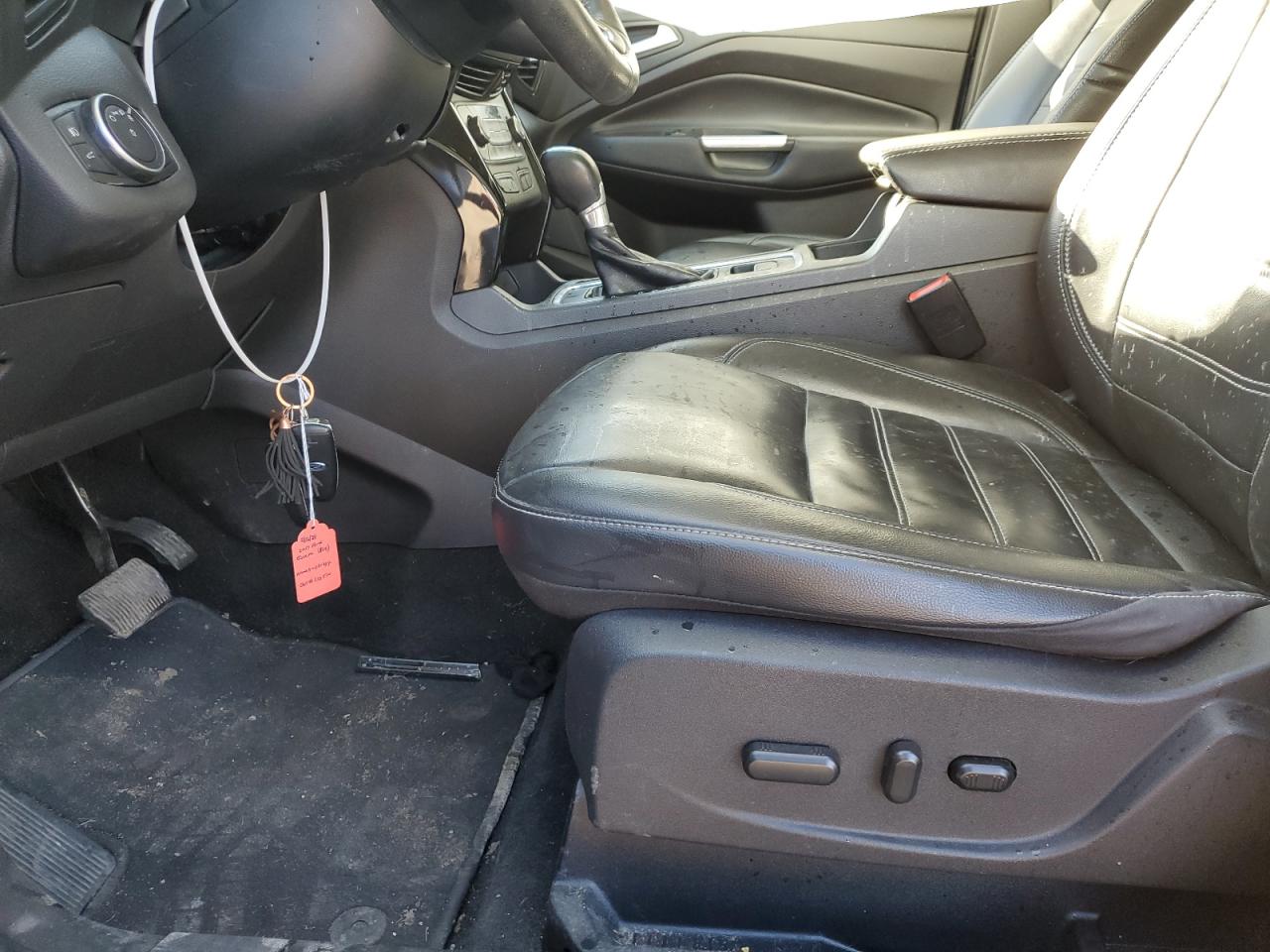 1FMCU0J99HUD51987 FORD ESCAPE 2017
