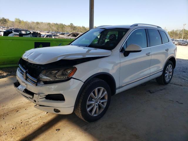 Lot #2469053724 2013 VOLKSWAGEN TOUAREG V6 salvage car