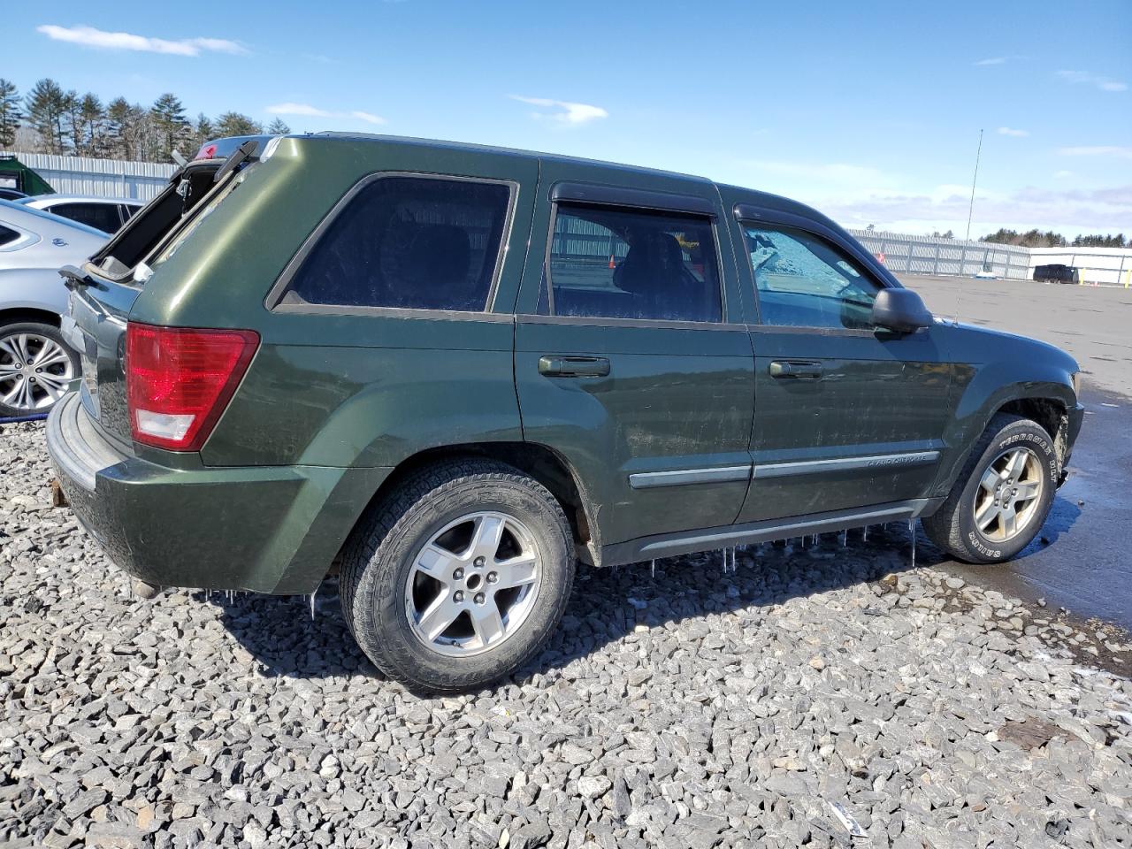 1J8GR48K77C605121 2007 Jeep Grand Cherokee Laredo