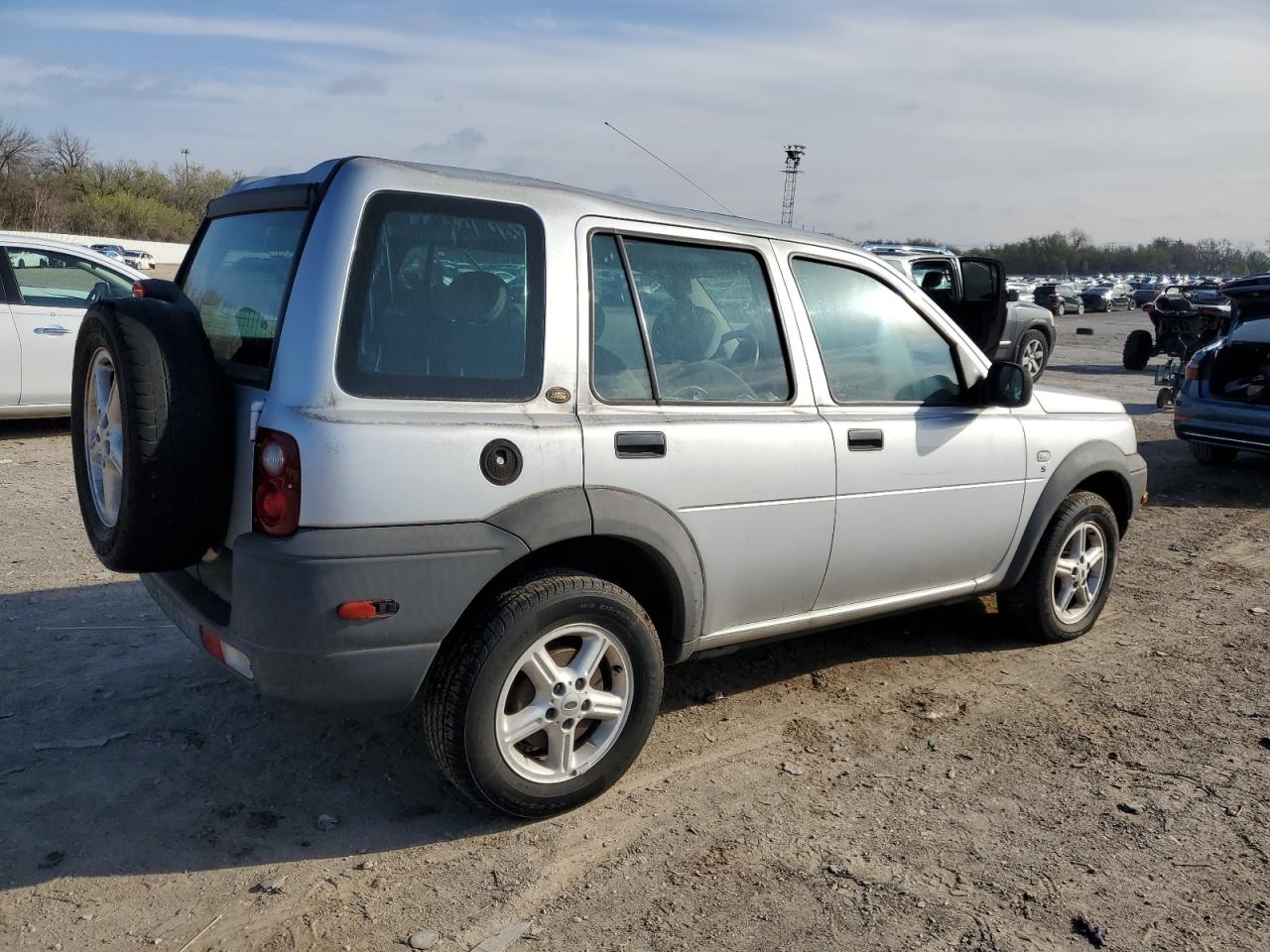 SALNM22222A375950 2002 Land Rover Freelander S