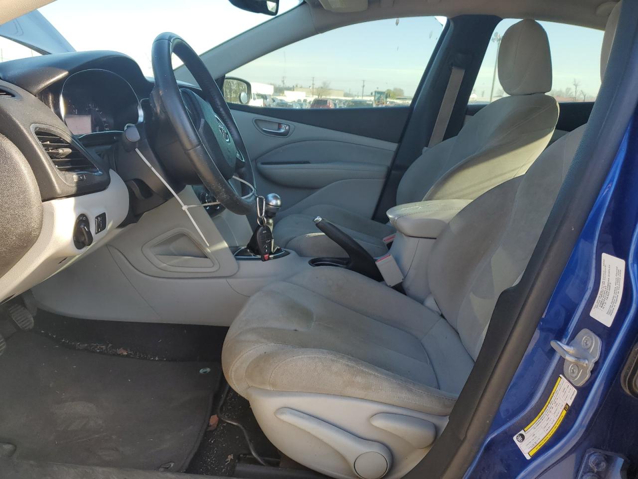 1C3CDFBH7DD709325 2013 Dodge Dart Sxt