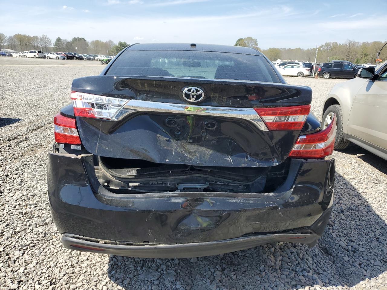 Lot #2461884187 2013 TOYOTA AVALON BAS