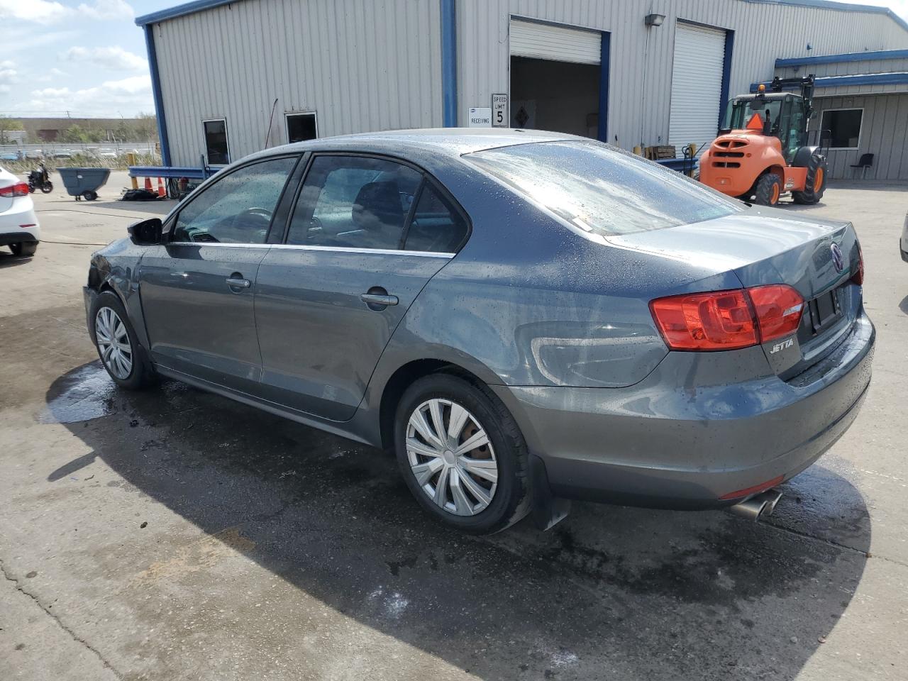 3VWDX7AJ0DM287479 2013 Volkswagen Jetta Se