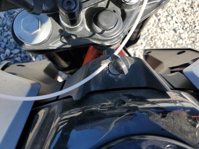 2021 KTM 390 DUKE - MD2JPJ404MC275580