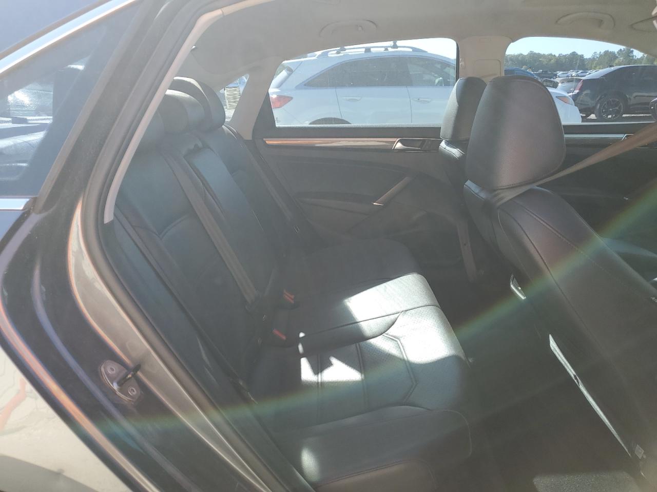 1VWBT7A36HC057795 VOLKSWAGEN PASSAT 2017