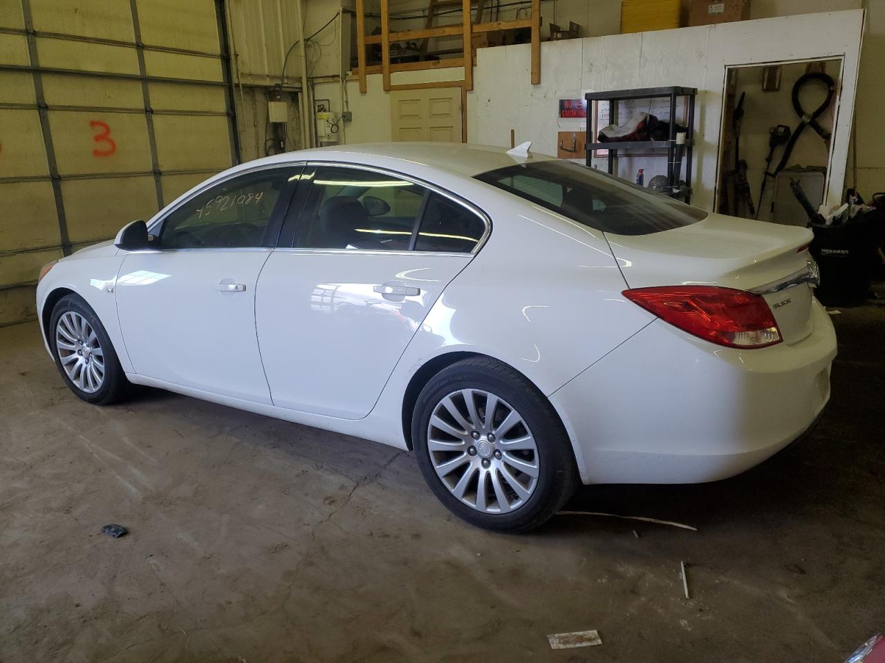 W04GN5EC3B1097119 2011 Buick Regal Cxl