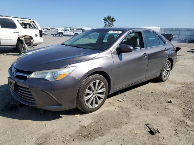 Lot #2489973675 2015 TOYOTA CAMRY LE salvage car
