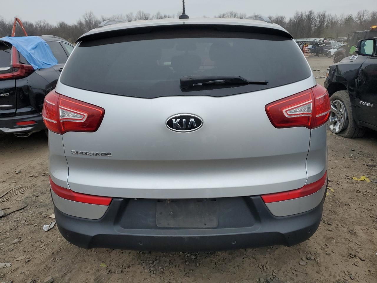 KNDPBCA28B7094228 2011 Kia Sportage Lx