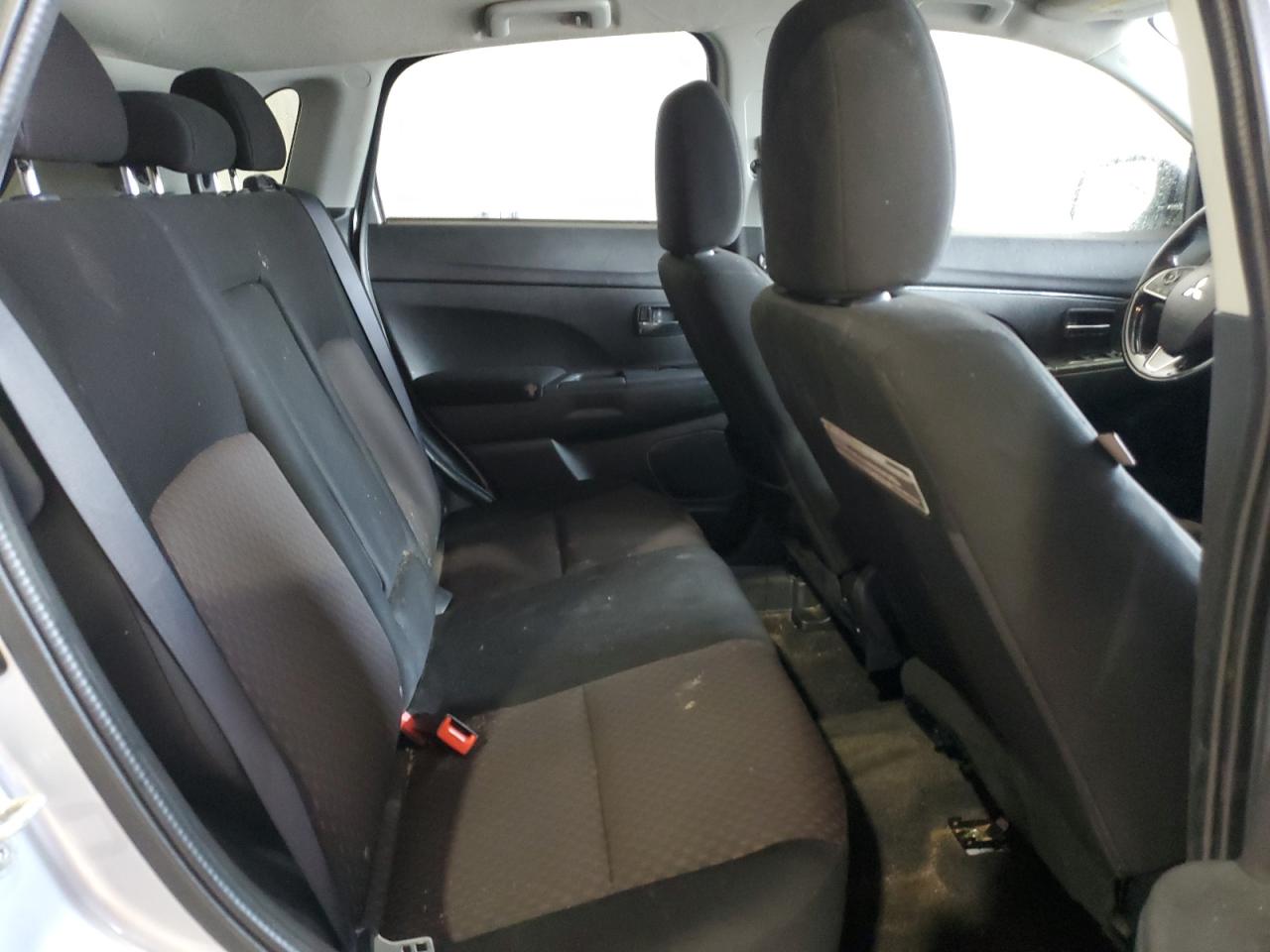 JA4AP3AUXHZ070531 2017 Mitsubishi Outlander Sport Es