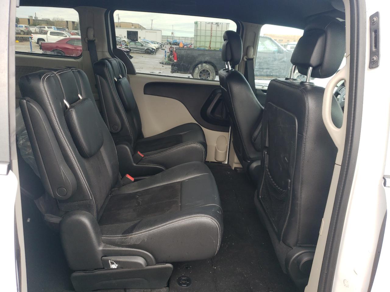 2C4RDGCG4HR755148 2017 Dodge Grand Caravan Sxt