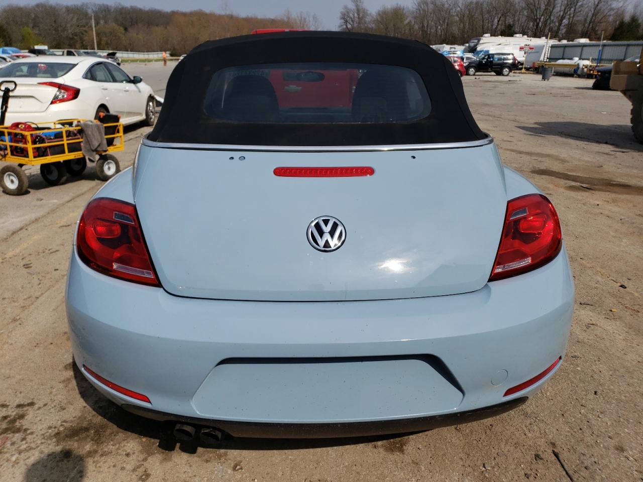 Lot #2463903612 2014 VOLKSWAGEN BEETLE